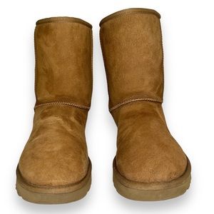 UGG Classic Short II Boots Chestnut 12